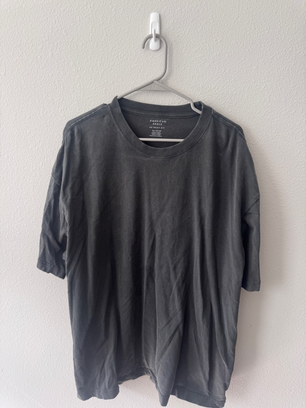 American Eagle Outfitters Men’s Charcoal Short Sleeve Crew Tee